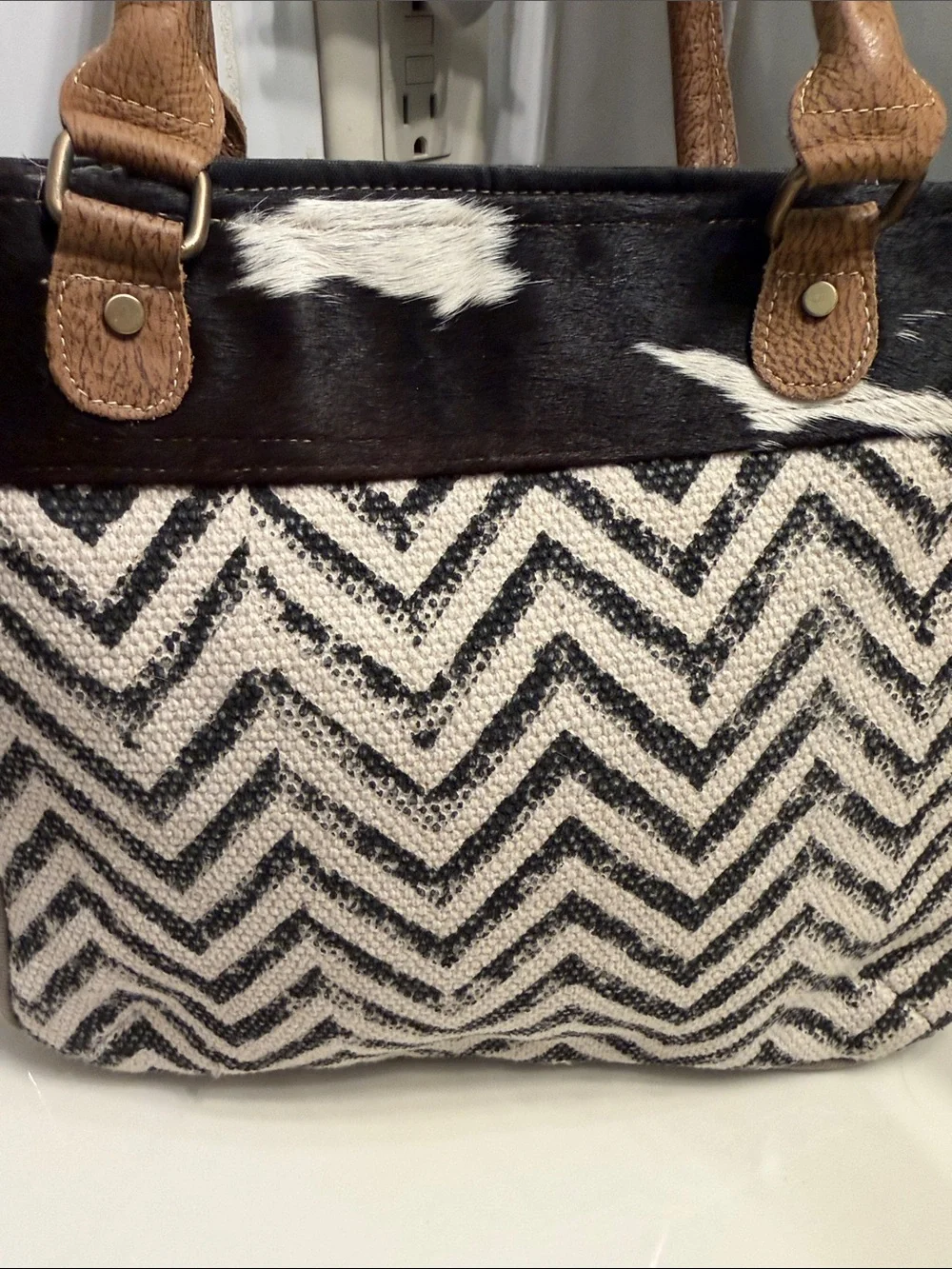 Myra Bag Black & White Chevron Tote with Brown Handles - Picture 2 of 6